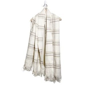 NWOT A New Day Blanket Scarf Plaid Wrap Cream White Brown